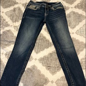 Size 30 Vigoss crop jeans